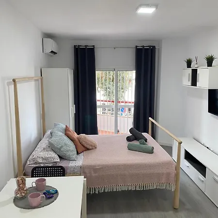 Apartment Carolina En Joan Miro